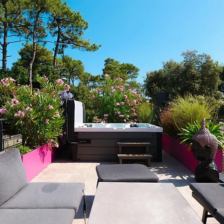 Villa D Exception - 10 Personnes - Piscine Et Jacuzzi Feriehus *